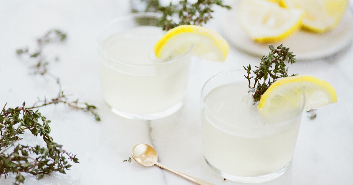 The Best Herbs to Grow That Can Be Used In Cocktails B & T
